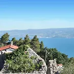 Awesome In Nyaraló